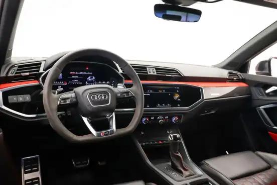 AUDI-RS Q3-2020