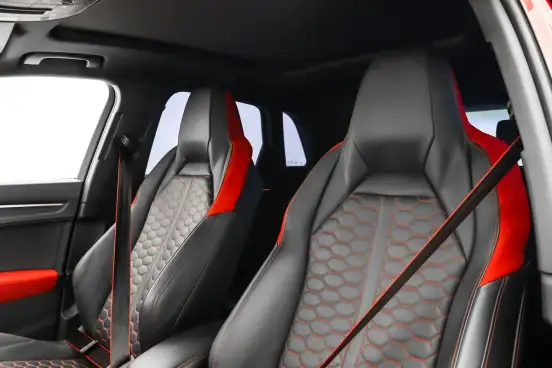 AUDI-RS Q3-2020