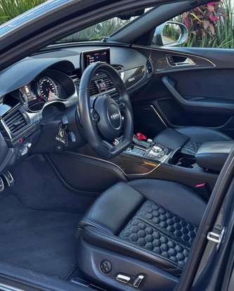 AUDI-RS6-2018