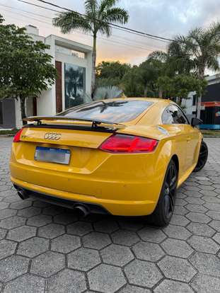 AUDI-TT-2015
