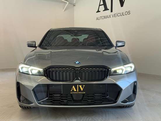 BMW-330e-2024