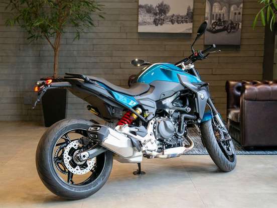 BMW-F 900 R SPORT PLUS BMW-F 900 R SPORT PLUS-2025