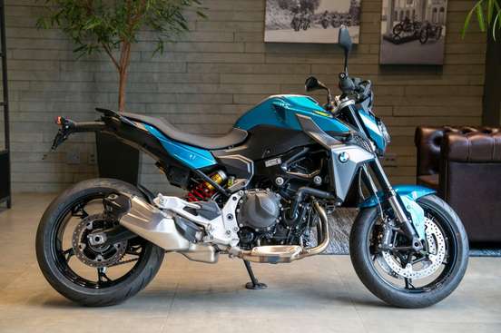 BMW-F 900 R SPORT PLUS-2025