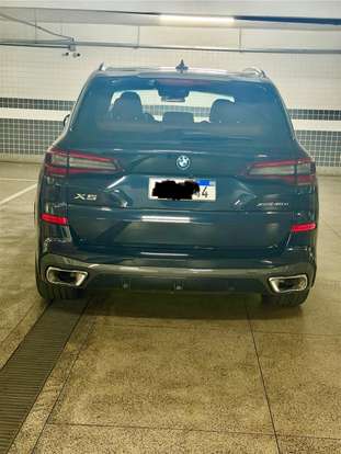 BMW-X5-2022