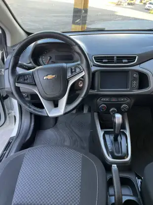 CHEVROLET-ONIX-2016