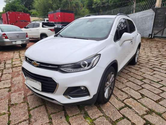 CHEVROLET-TRACKER-2017