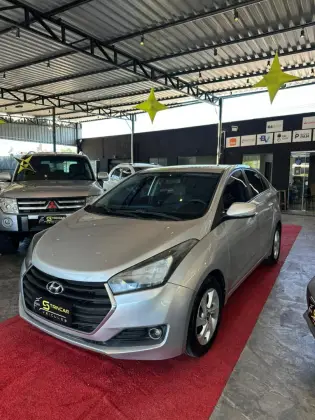 HYUNDAI HB20S 1.0 COMFORT PLUS 12V FLEX 4P MANUAL