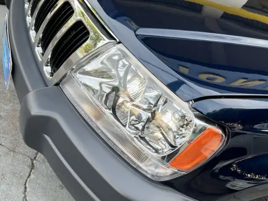 JEEP-GRAND CHEROKEE-4.0 LAREDO 4X4 6I 12V GASOLINA 4P AUTOMÁTICO JEEP-GRAND CHEROKEE-2000
