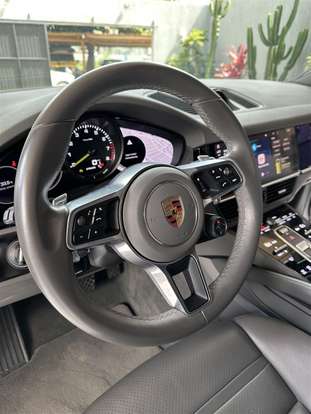 PORSCHE-CAYENNE-2020