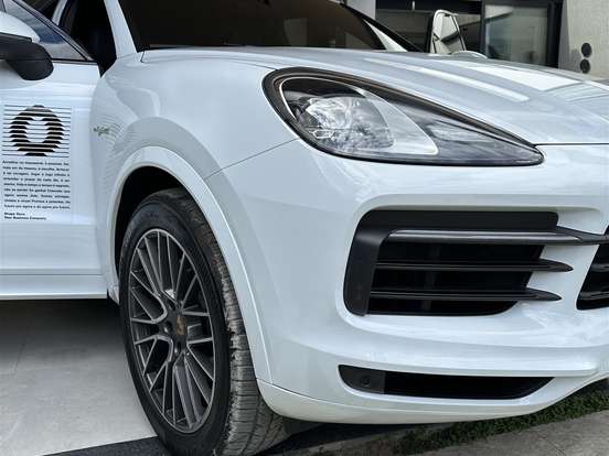 PORSCHE-CAYENNE-3.0 V6 E-HYBRID AWD TIPTRONIC S PORSCHE-CAYENNE-2020