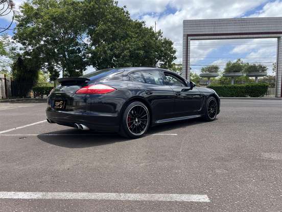 PORSCHE-PANAMERA-3.6 V6 24V GASOLINA 4P AUTOMÁTICO PORSCHE-PANAMERA-2011