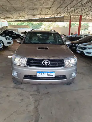 TOYOTA-HILUX SW4-3.0 SRV 4X4 7 LUGARES 16V TURBO INTERCOOLER DIESEL 4P AUTOMÁTICO TOYOTA-HILUX SW4-2009