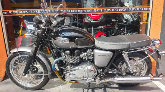 TRIUMPH BONNEVILLE T 100 865 