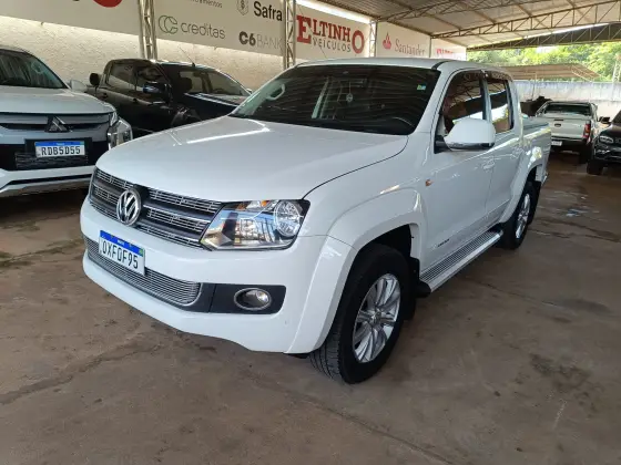 VOLKSWAGEN AMAROK 2.0 HIGHLINE 4X4 CD 16V TURBO INTERCOOLER DIESEL 4P AUTOMÁTICO VOLKSWAGEN AMAROK 2.0 HIGHLINE 4X4 CD 16V TURBO INTERCOOLER DIESEL 4P AUTOMÁTICO