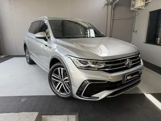 VOLKSWAGEN TIGUAN 2.0 300 TSI GASOLINA ALLSPACE R-LINE AUTOMÁTICO