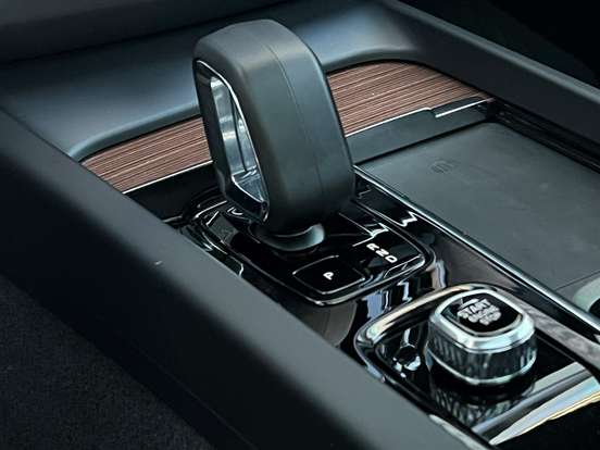 VOLVO-XC60-2.0 T8 RECHARGE PLUS AWD GEARTRONIC VOLVO-XC60-2024