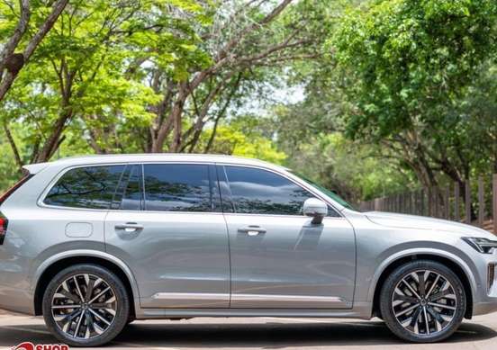 VOLVO-XC90-2025