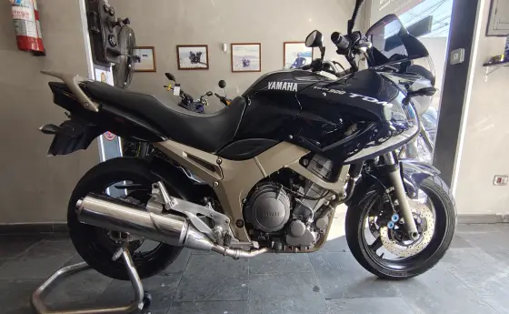 YAMAHA TDM 900 