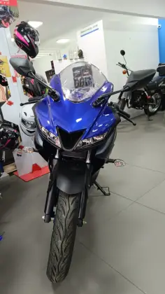 YAMAHA YZF R15 