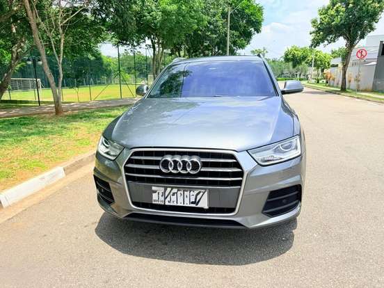 AUDI-Q3-2017