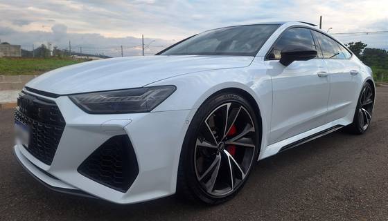 AUDI RS7 4.0 SPORTBACK V8 TWINTURBO MHEV TIPTRONIC
