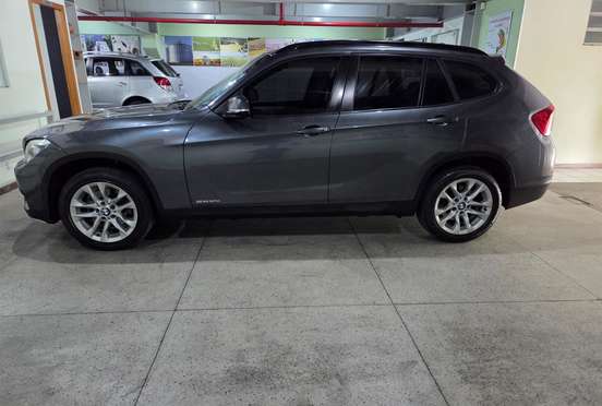 BMW-X1-2014