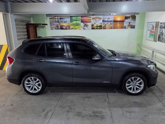 BMW-X1-2.0 16V TURBO ACTIVEFLEX SDRIVE20I X-LINE 4P AUTOMÁTICO BMW-X1-2014