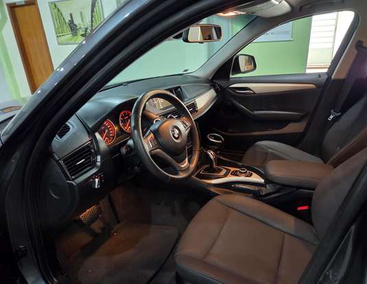 BMW-X1-2014