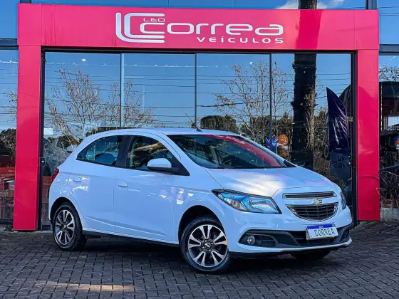 CHEVROLET ONIX 1.4 MPFI LTZ 8V FLEX 4P AUTOMÁTICO CHEVROLET ONIX 1.4 MPFI LTZ 8V FLEX 4P AUTOMÁTICO