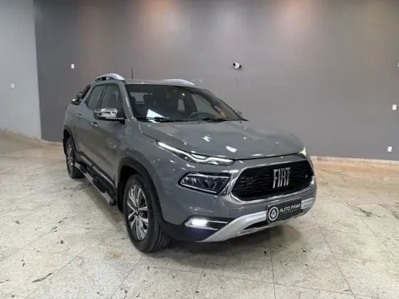 FIAT TORO 2.0 16V TURBO DIESEL RANCH 4WD AT9 FIAT TORO 2.0 16V TURBO DIESEL RANCH 4WD AT9
