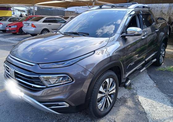 FIAT TORO 2.0 16V TURBO DIESEL VOLCANO 4WD AT9