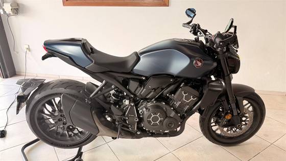 HONDA CB 1000R BLACK EDITION ABS 