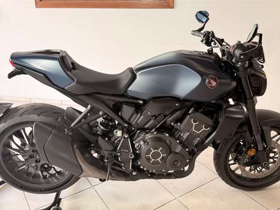 HONDA-CB 1000R BLACK EDITION ABS HONDA-CB 1000R BLACK EDITION ABS-2024
