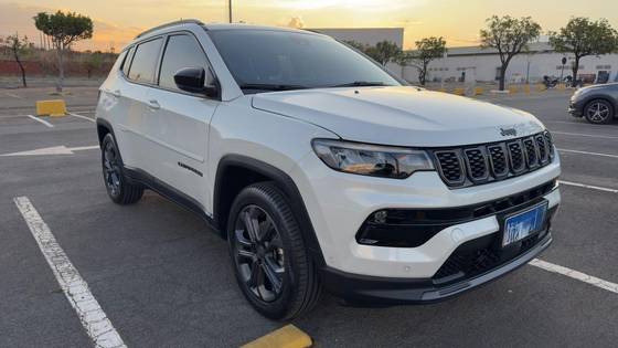 JEEP COMPASS 1.3 T270 TURBO FLEX LONGITUDE AT6
