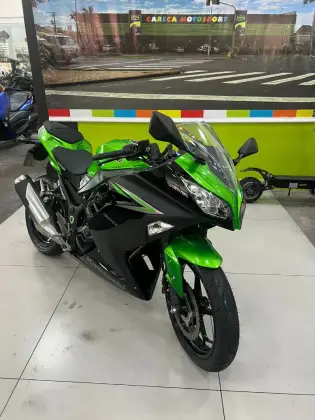 KAWASAKI NINJA 300 