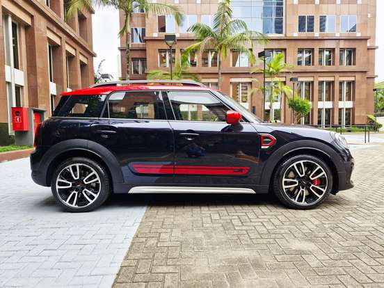 MINI-COUNTRYMAN-2023