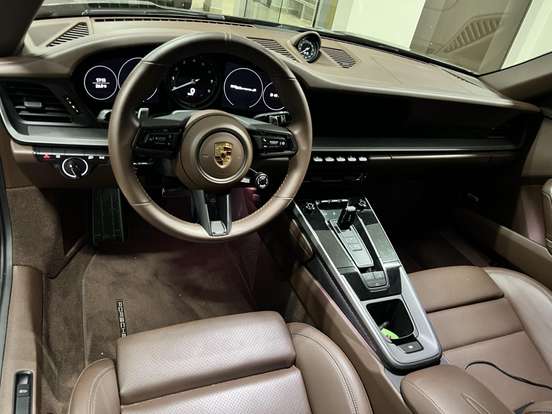 PORSCHE-911-2022