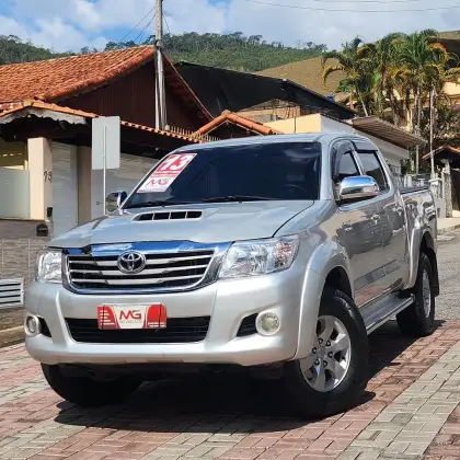 TOYOTA HILUX 3.0 SRV TOP 4X4 CD 16V TURBO INTERCOOLER DIESEL 4P AUTOMÁTICO