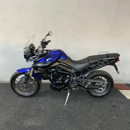 TRIUMPH TIGER 800 ABS TRIUMPH TIGER 800 ABS