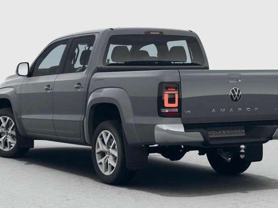 VOLKSWAGEN-AMAROK-2025