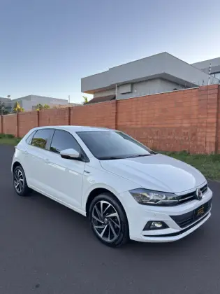 VOLKSWAGEN POLO 1.0 200 TSI HIGHLINE AUTOMÁTICO