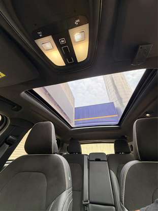 VOLVO-XC40-2021