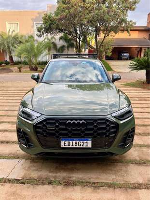AUDI-Q5-2021