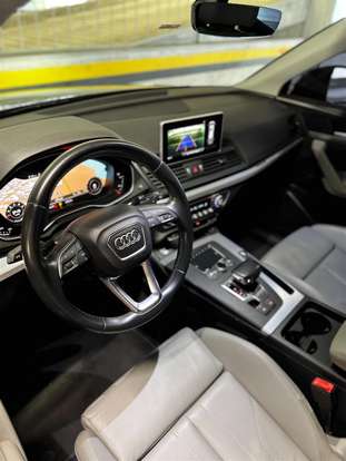 AUDI-Q5-2019