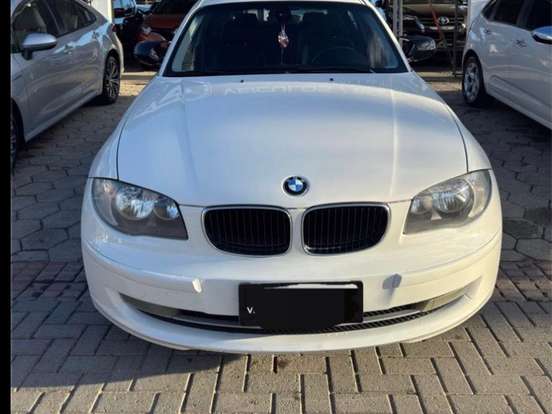 BMW-118i-2.0 UE71 16V GASOLINA 4P AUTOMÁTICO BMW-118i-2010