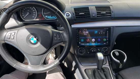 BMW-118i-2010