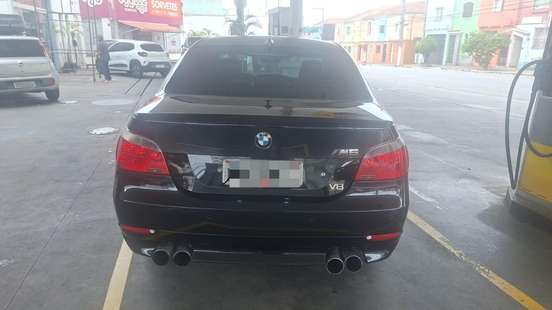 BMW-545i-4.4 SEDAN V8 32V GASOLINA 4P AUTOMÁTICO BMW-545i-2004