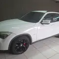 BMW X1 2.0 16V GASOLINA SDRIVE18I TOP 4P AUTOMÁTICO BMW X1 2.0 16V GASOLINA SDRIVE18I TOP 4P AUTOMÁTICO