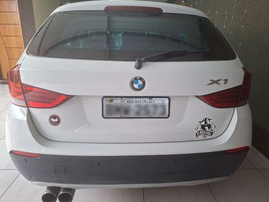 BMW-X1-2.0 16V GASOLINA SDRIVE18I TOP 4P AUTOMÁTICO BMW-X1-2011