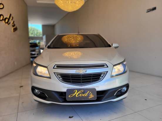 CHEVROLET-ONIX-2013